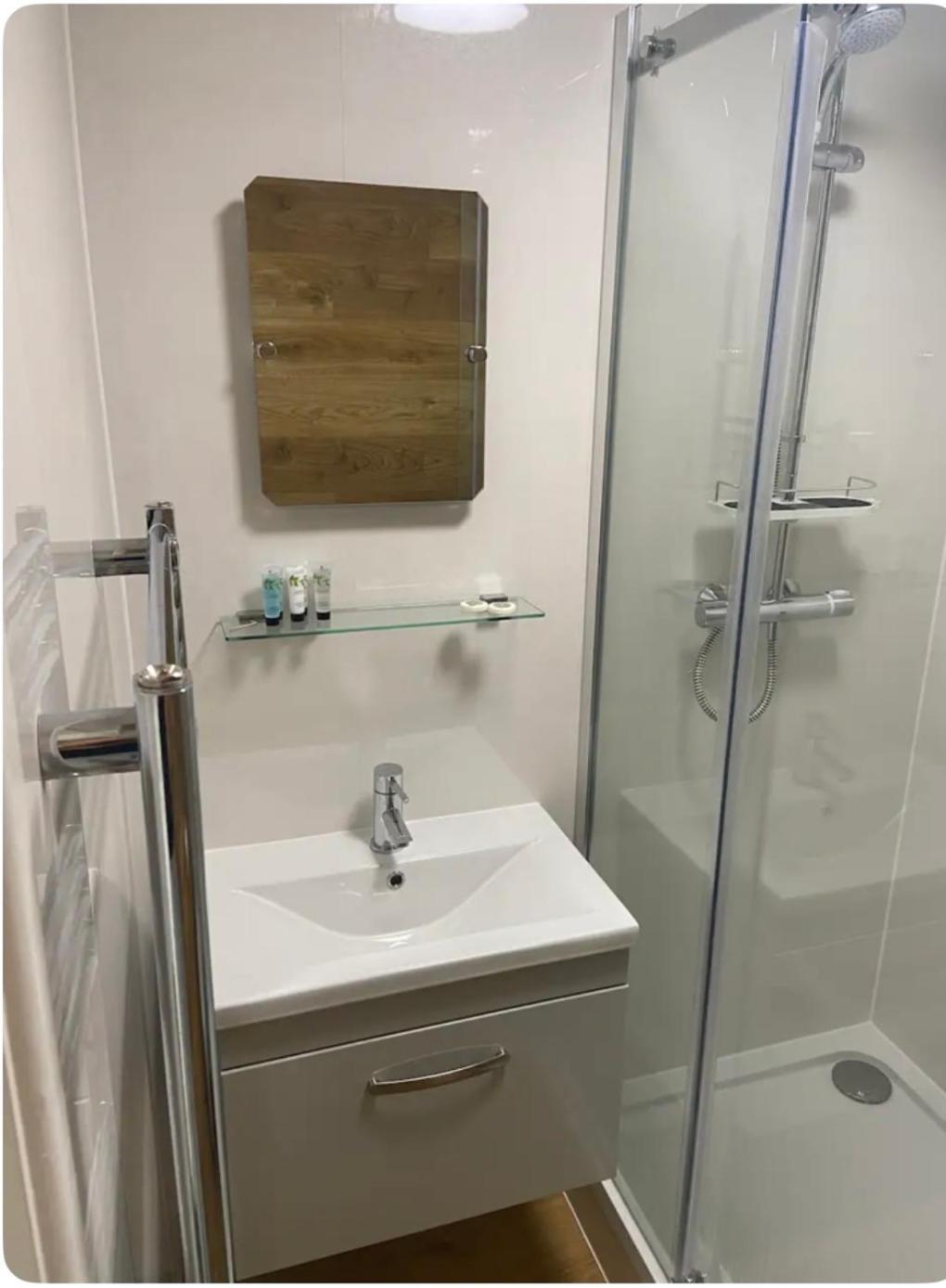 One Bedroom Ground Floor Flat Central Chichester Ngoại thất bức ảnh
